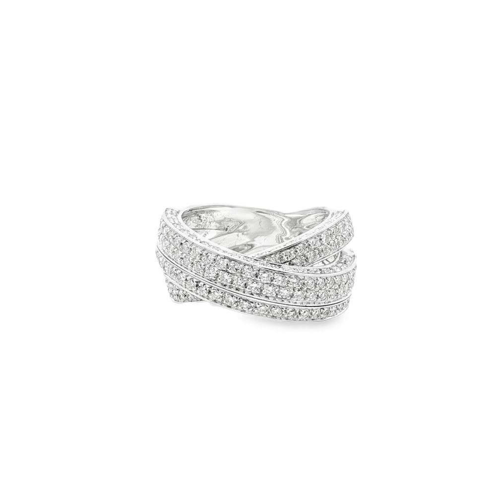 Bague en or blanc avec diamants