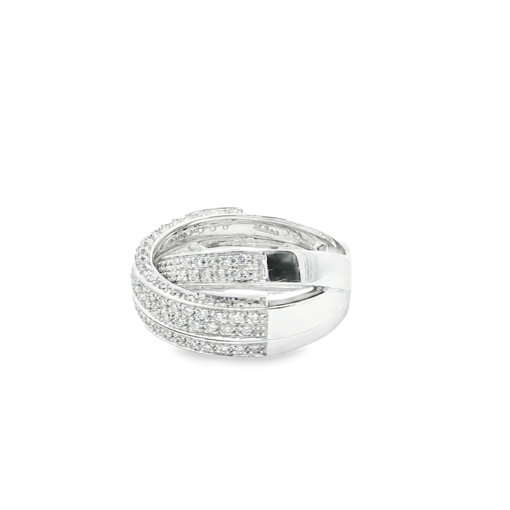 Bague en or blanc avec diamants