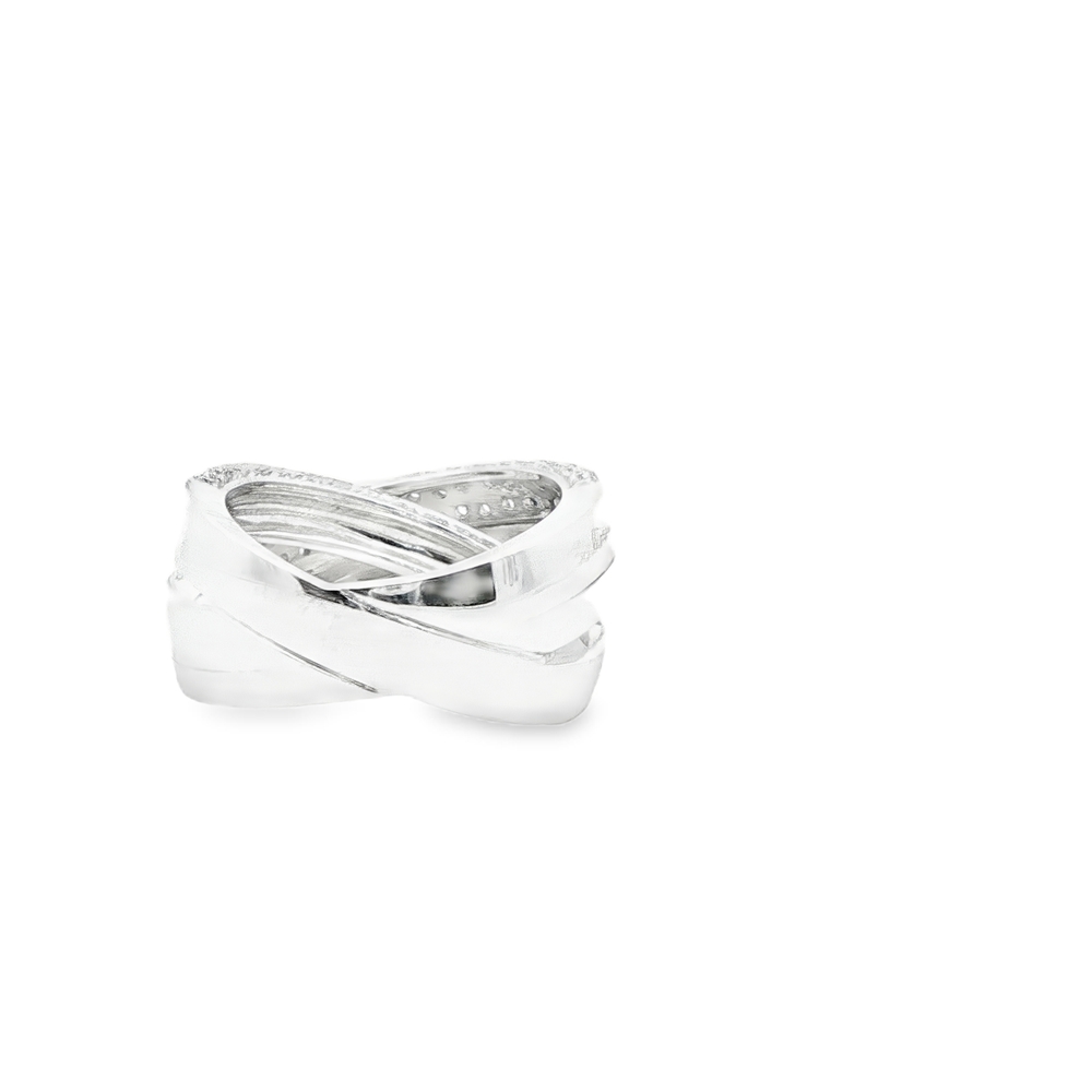 Bague en or blanc avec diamants