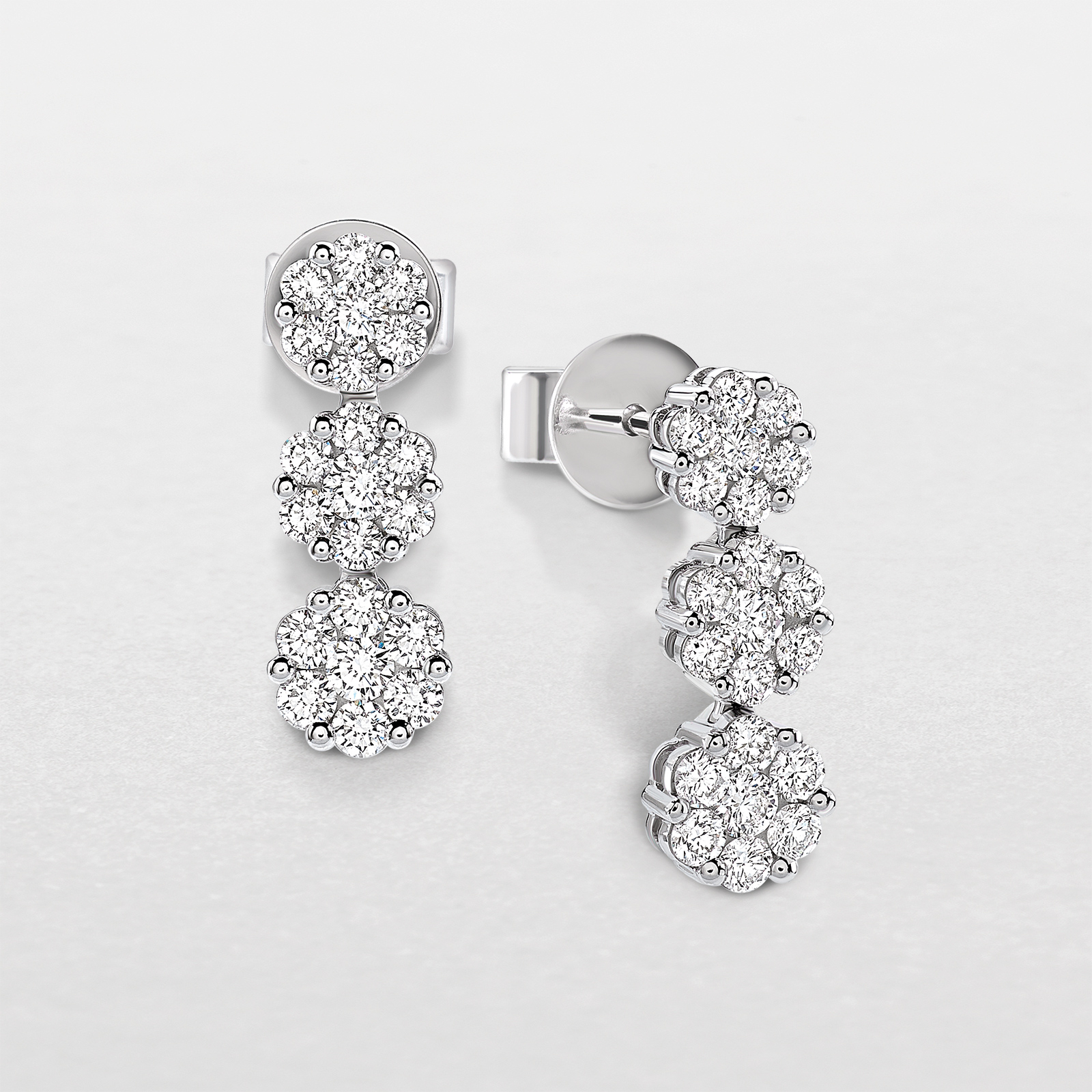 White Gold and Diamond Earrings 0.47 Ct.